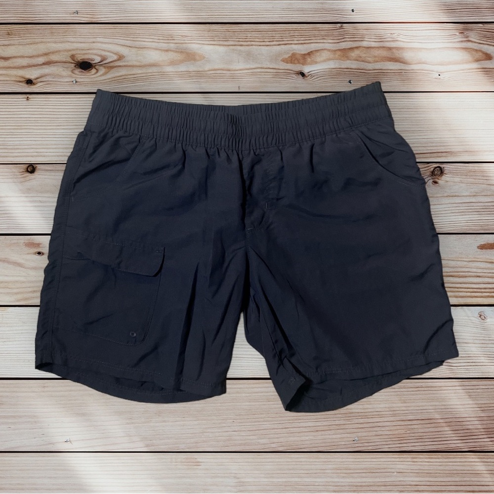 Women’s Columbia cargo shorts